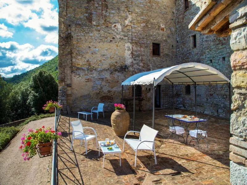Terrace, Castello Valenzino, Perugia