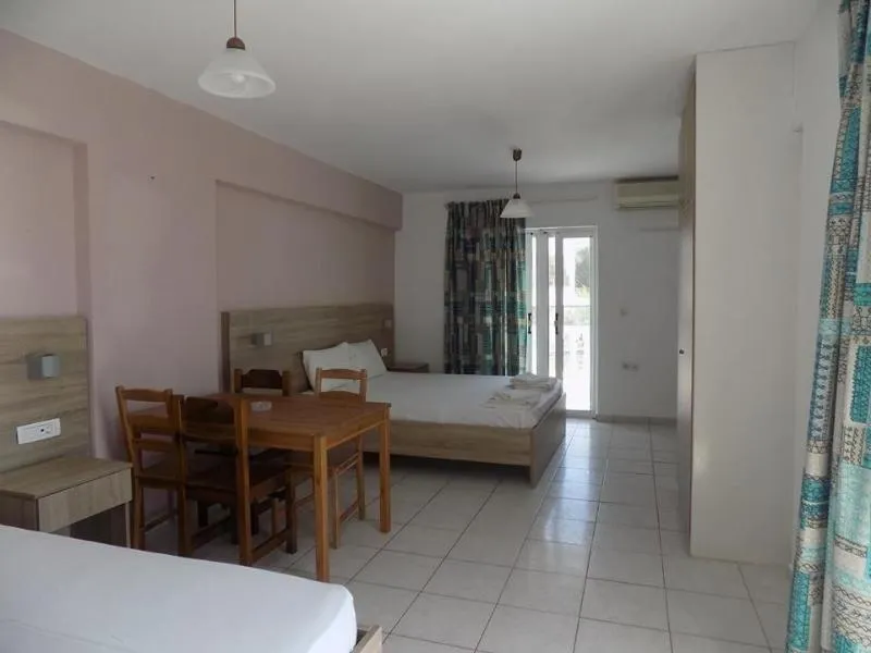TRIPLE ONE BEDROOM Room, Clear Horizon, Zante