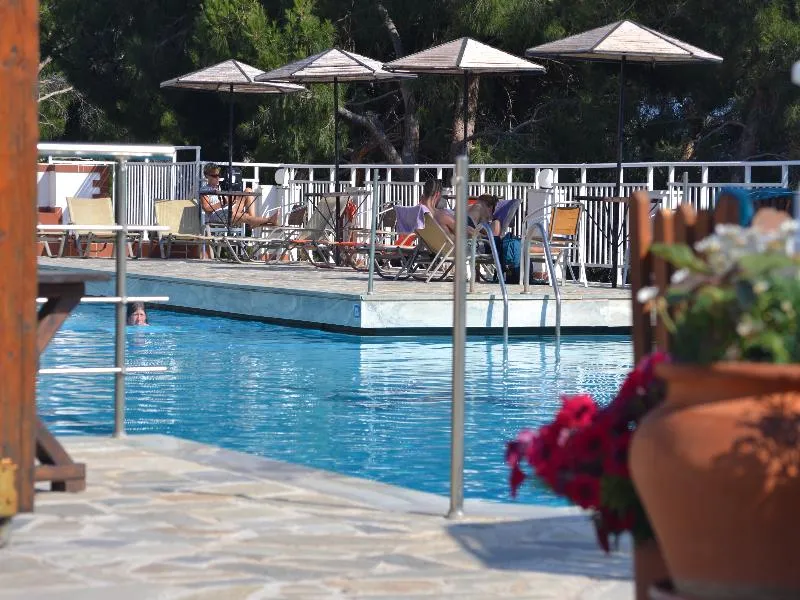 Pool, Mykali, Samos