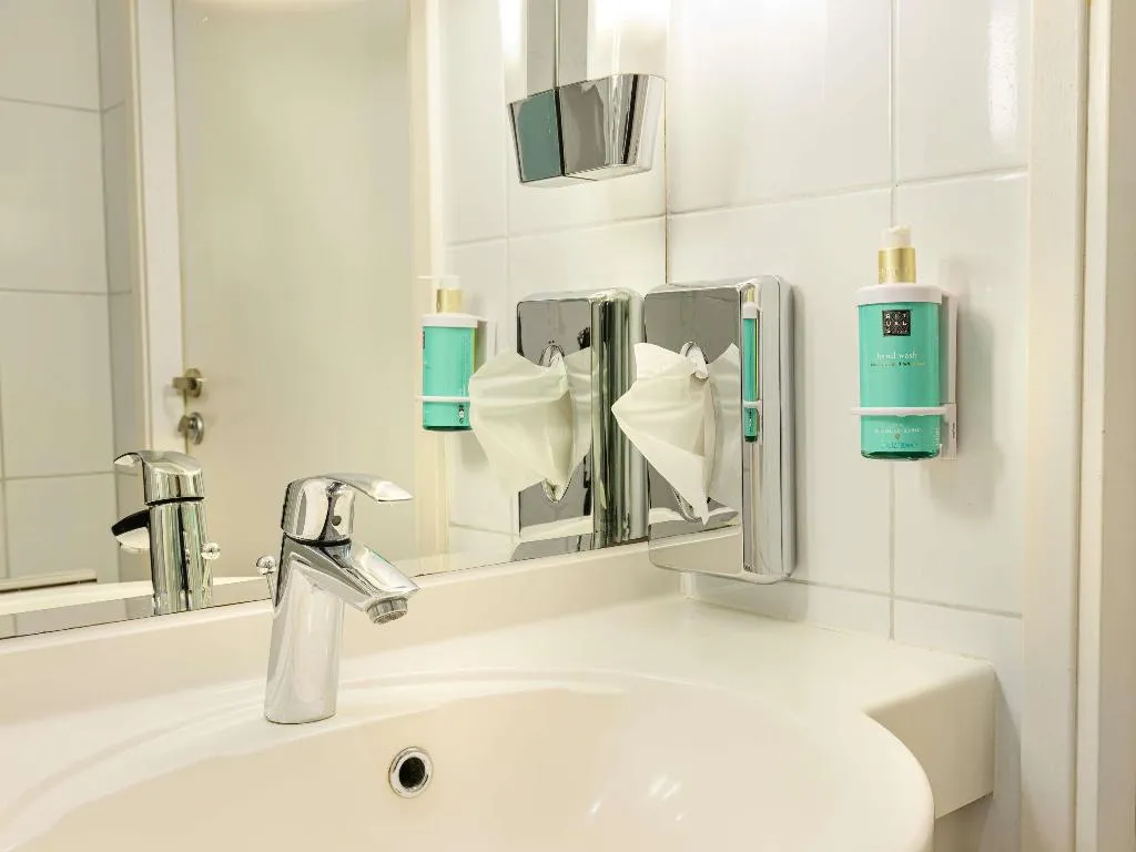 DOUBLE WITH DOUBLE BED Room, Novotel Gdansk Centrum, Gdansk