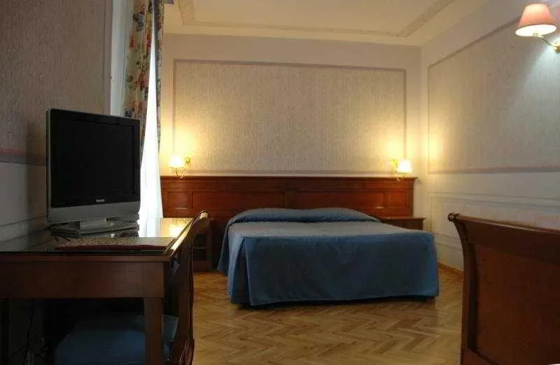 DOUBLE SUPERIOR Room, Villa Aurora, Florence