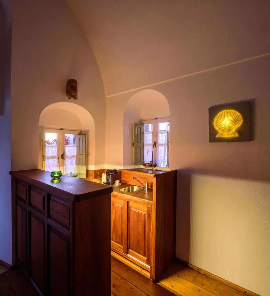 VILLA WITH JACUZZI Room, Fanari Villas, Santorini