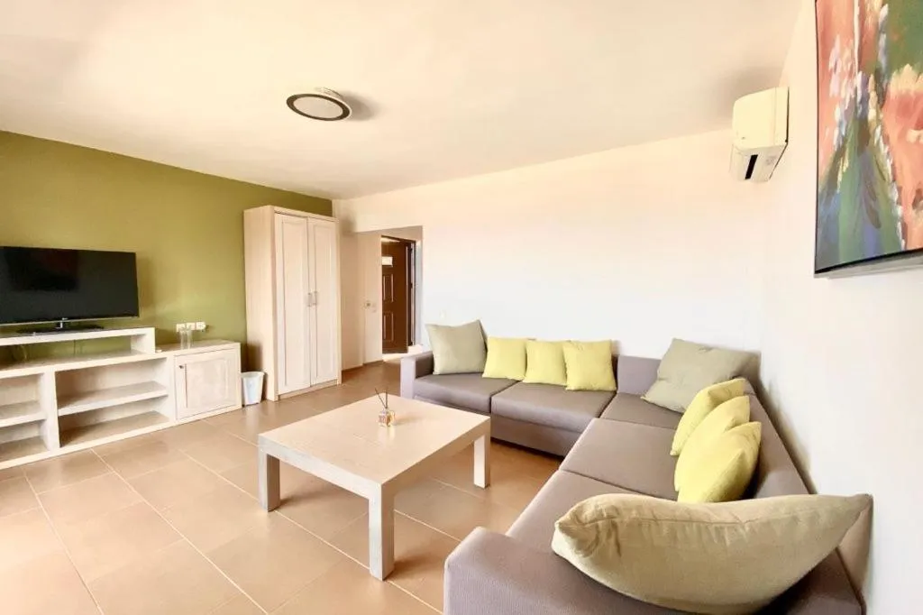 SUITE LUXURY Room, Greek Pride Cronwell Rahoni, Thessaloniki