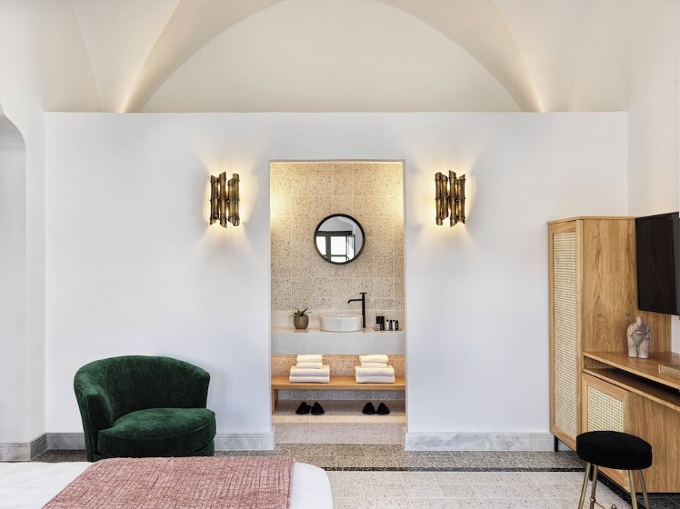 La Maltese Estate, Santorini