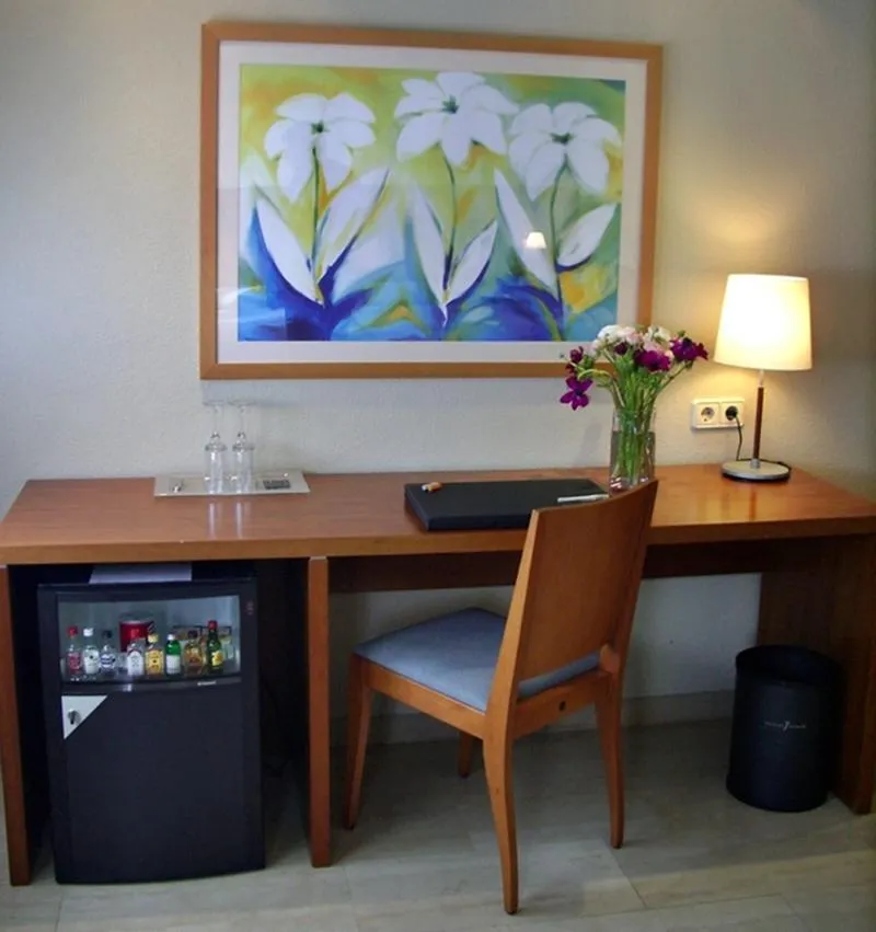 DOUBLE STANDARD Room, Porcel Torre Garden, Madrid