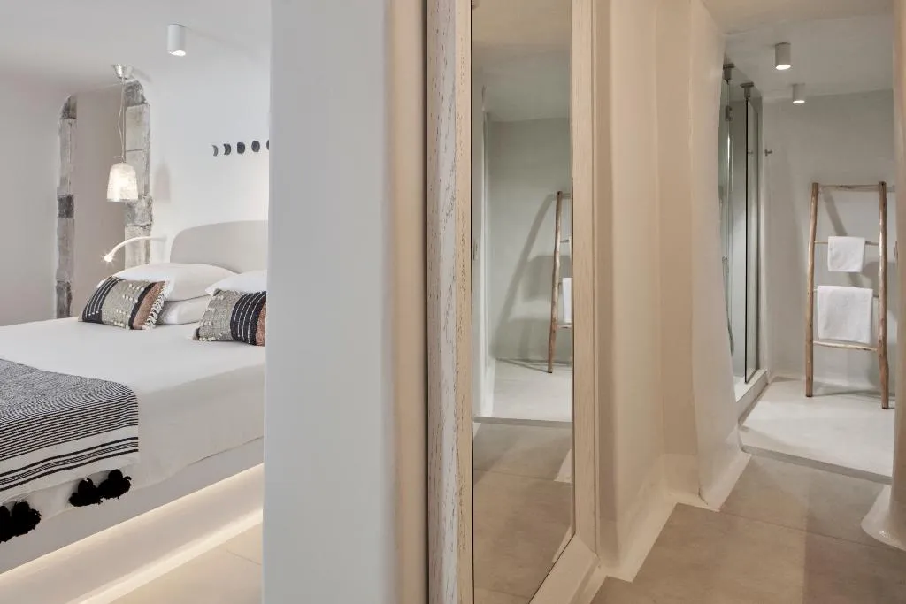 SUITE STANDARD Room, Cosmopolitan Suites, Santorini