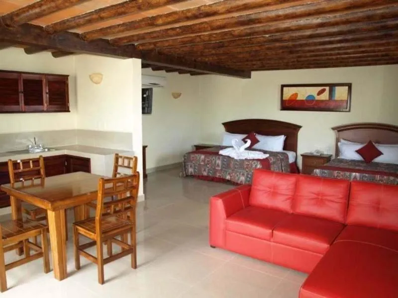 SUITE WITH TERRACE Room, El Campanario, Playa Del Carmen