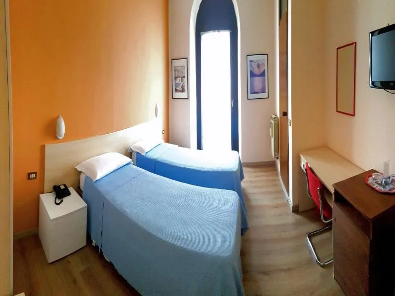 Double or Twin STANDARD Room, Europa Hotel, Milan