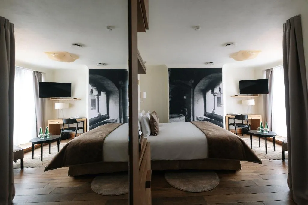 DOUBLE DELUXE ONE BED Room, Dome Hotel, Riga