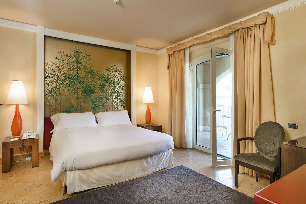 DOUBLE SINGLE USE SUPERIOR Room, Romano Palace, Catania