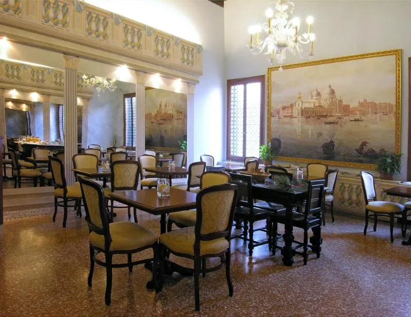 Lobby, Ca Centopietre, Venice