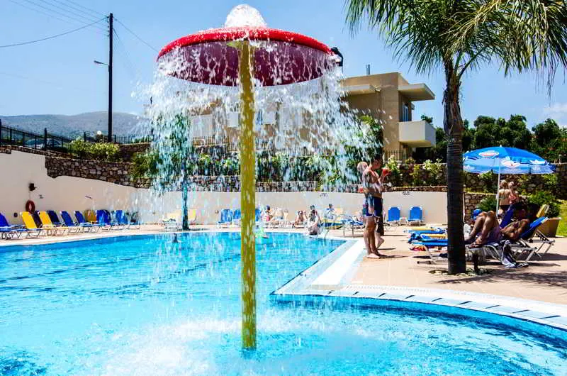 Pool, Real Palace, Crete
