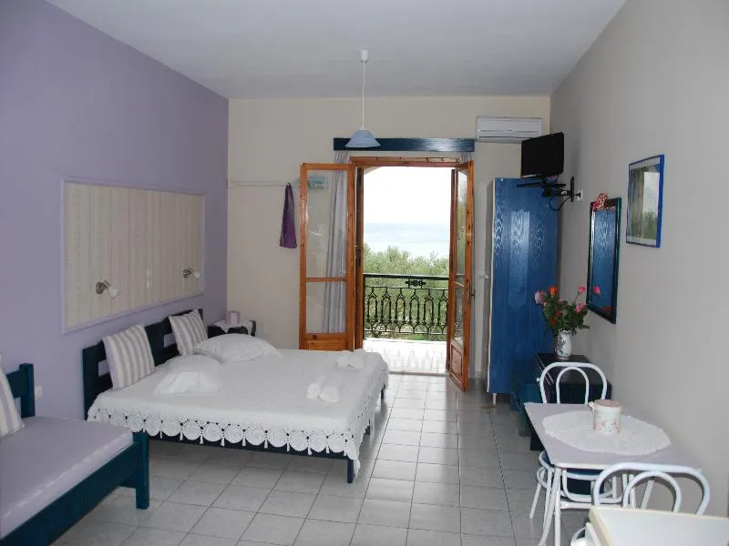 STUDIO CAPACITY 2 Room, Kavos Psarou Studios And Apartments, Zante
