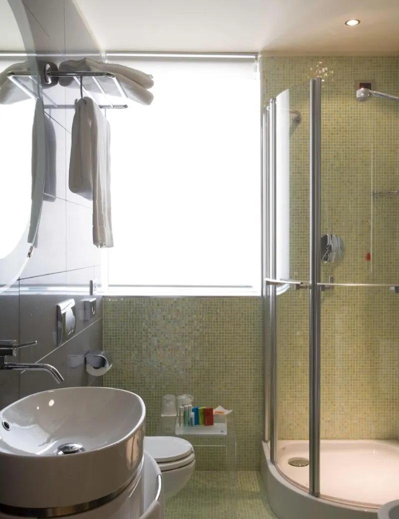Double or Twin DELUXE Room, UNA HOTELS T Hotel Cagliari, Cagliari
