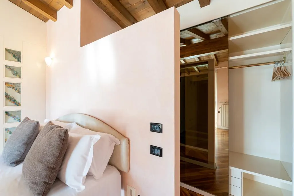 Room, Hotel Désirée by Double Hospitality, Milan