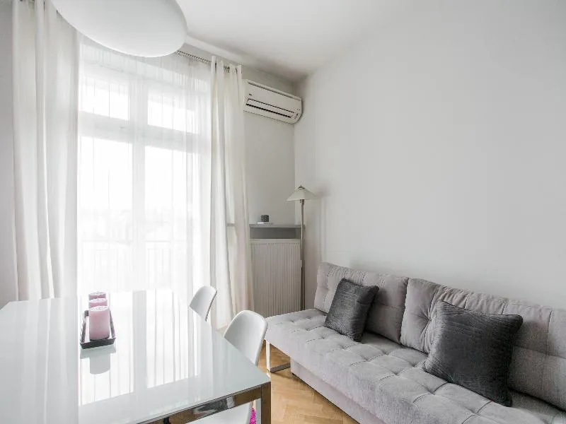 APARTMENT CAPACITY 4 ONE BEDROOM Room, 4Seasons Apartments Cracow, Krakow