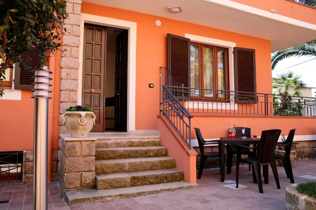 General view, Villa Marogna Rooms And Breakfast, Alghero