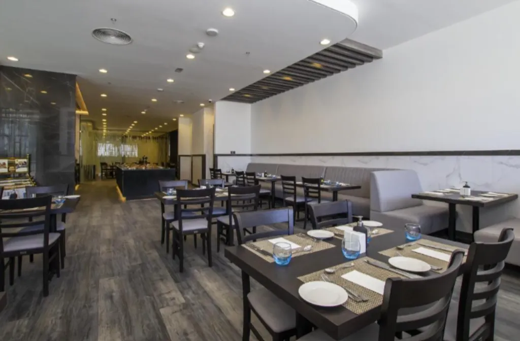 Restaurant, TIME Onyx Hotel Apartments, Dubai
