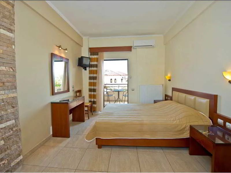 Room, Zeus, Halkidiki