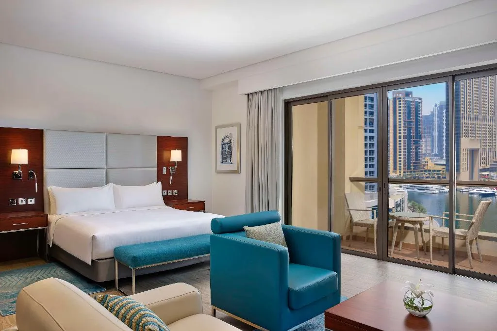 JUNIOR SUITE WITH BALCONY Room, Hilton Dubai The Walk, Dubai