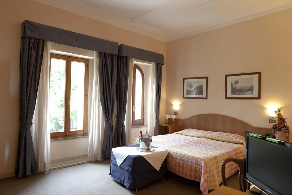 QUADRUPLE STANDARD Room, Porziuncola, Perugia
