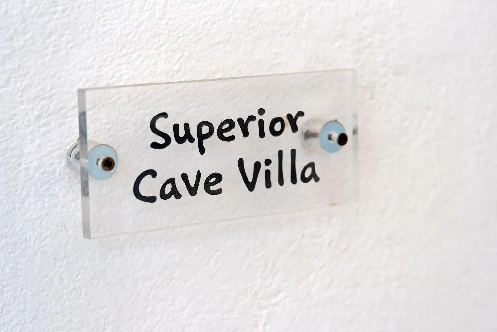 CAVE SUPERIOR Room, 1812 Caves 'n Mansion, Santorini
