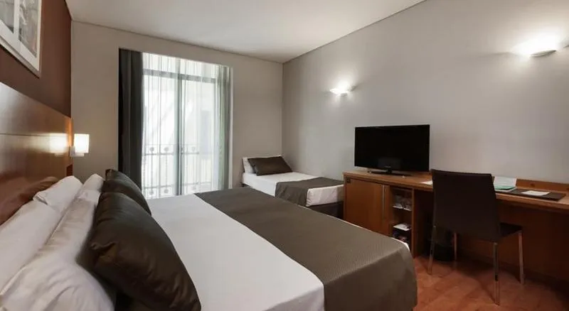Room, Catalonia Puerta del Sol, Madrid