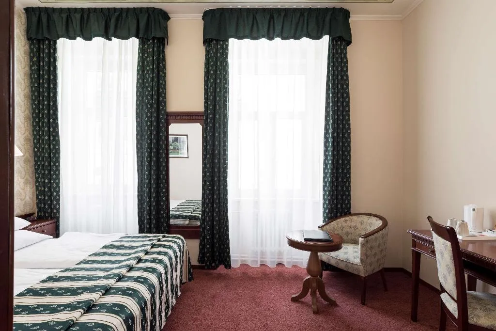 DOUBLE NON SMOKING Room, Hotel Meteor Plaza Prague, Prague