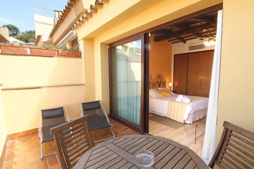 JUNIOR SUITE COMFORT Room, Rosa, Costa Brava