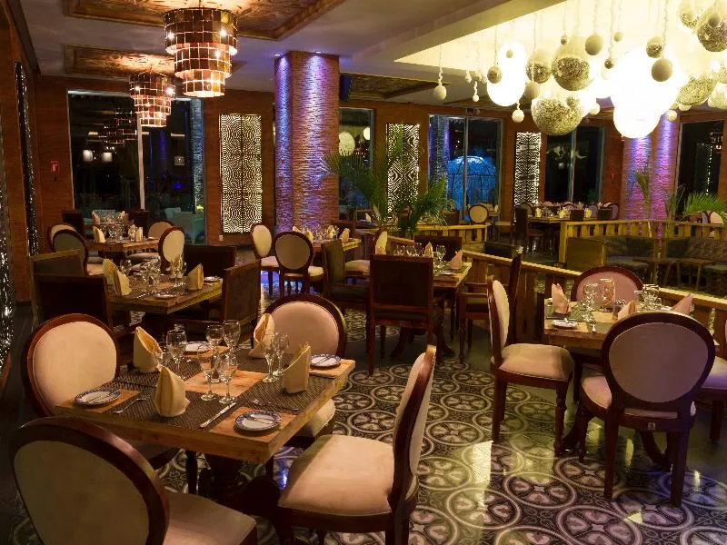 Restaurant, Sandos Caracol Nature Resort & Water Park All Incl, Playa Del Carmen