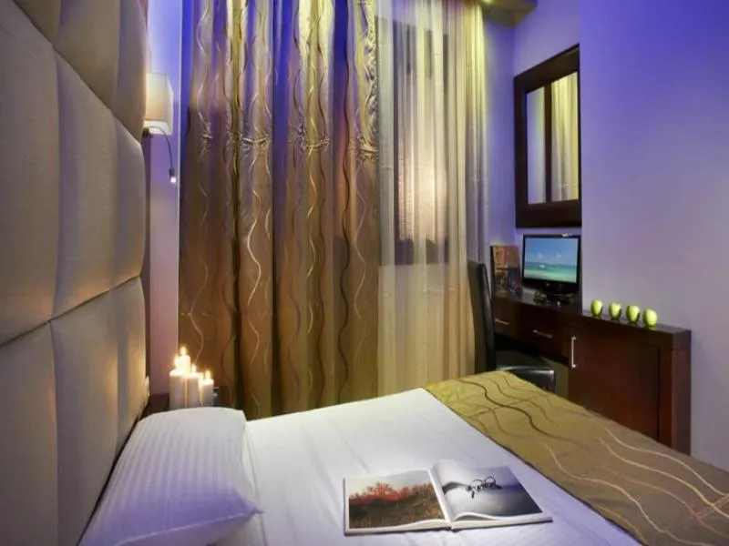 Room, 4-You Family Hotel, Thessaloniki