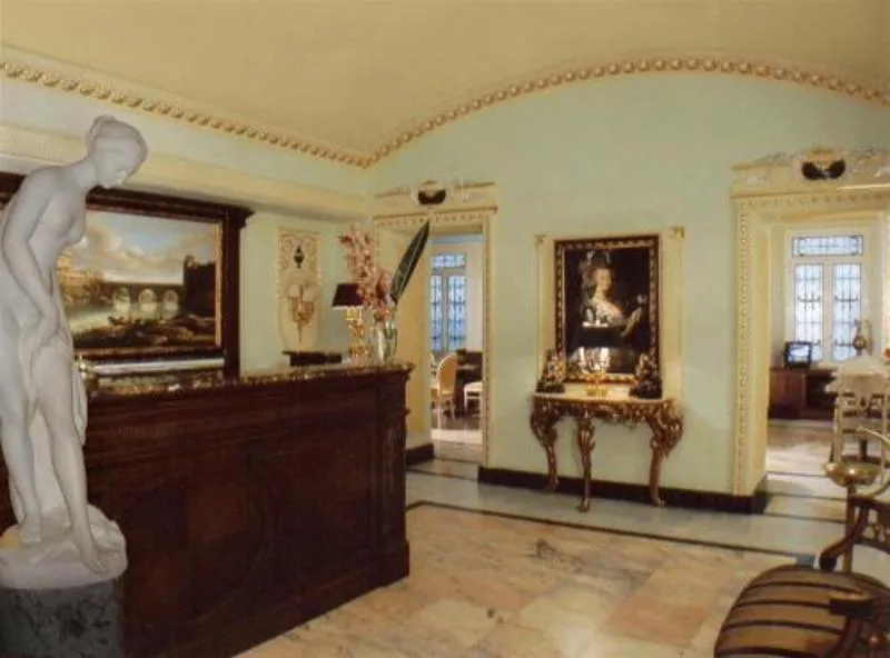 Lobby, Champagne Palace, Rome
