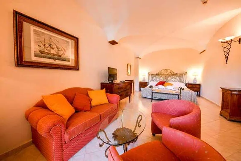 Room, Grand Hotel Terme Di Augusto, Naples