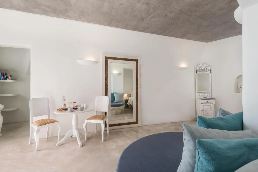 SUITE STANDARD Room, Alta Mare By Andronis, Santorini
