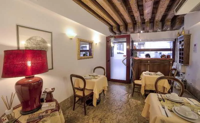 Restaurant, Lanterna Di Marco Polo, Venice