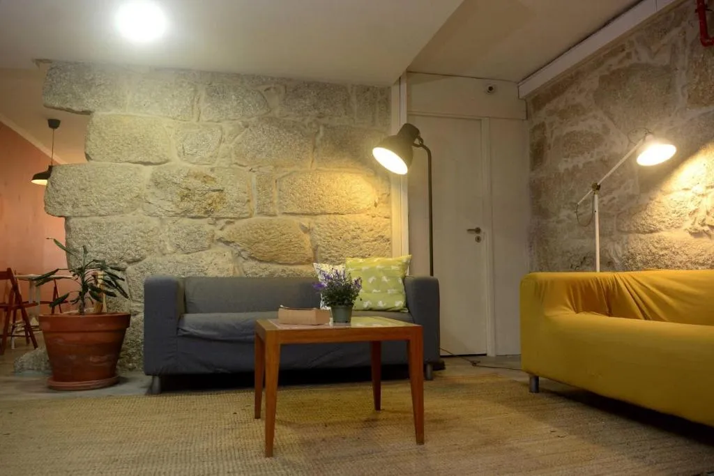 General view, O2 Hostel, Porto