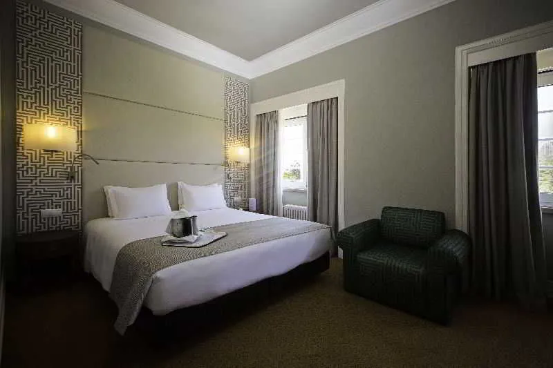 Double or Twin STANDARD Room, Miraparque, Lisbon