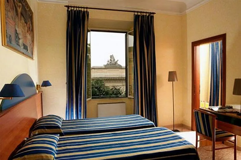 DOUBLE STANDARD Room, Hotel Kennedy, Rome