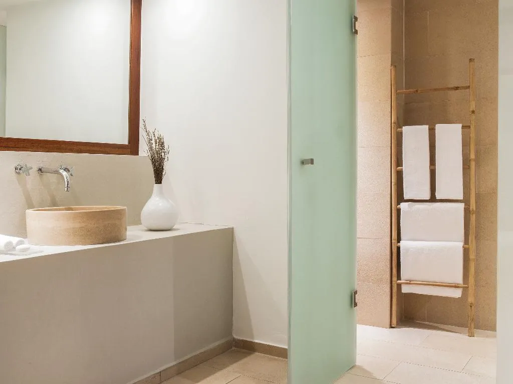 JUNIOR SUITE SEA VIEW WITH PRIVATE POOL Room, Amirandes, A Resort to Live, Crete