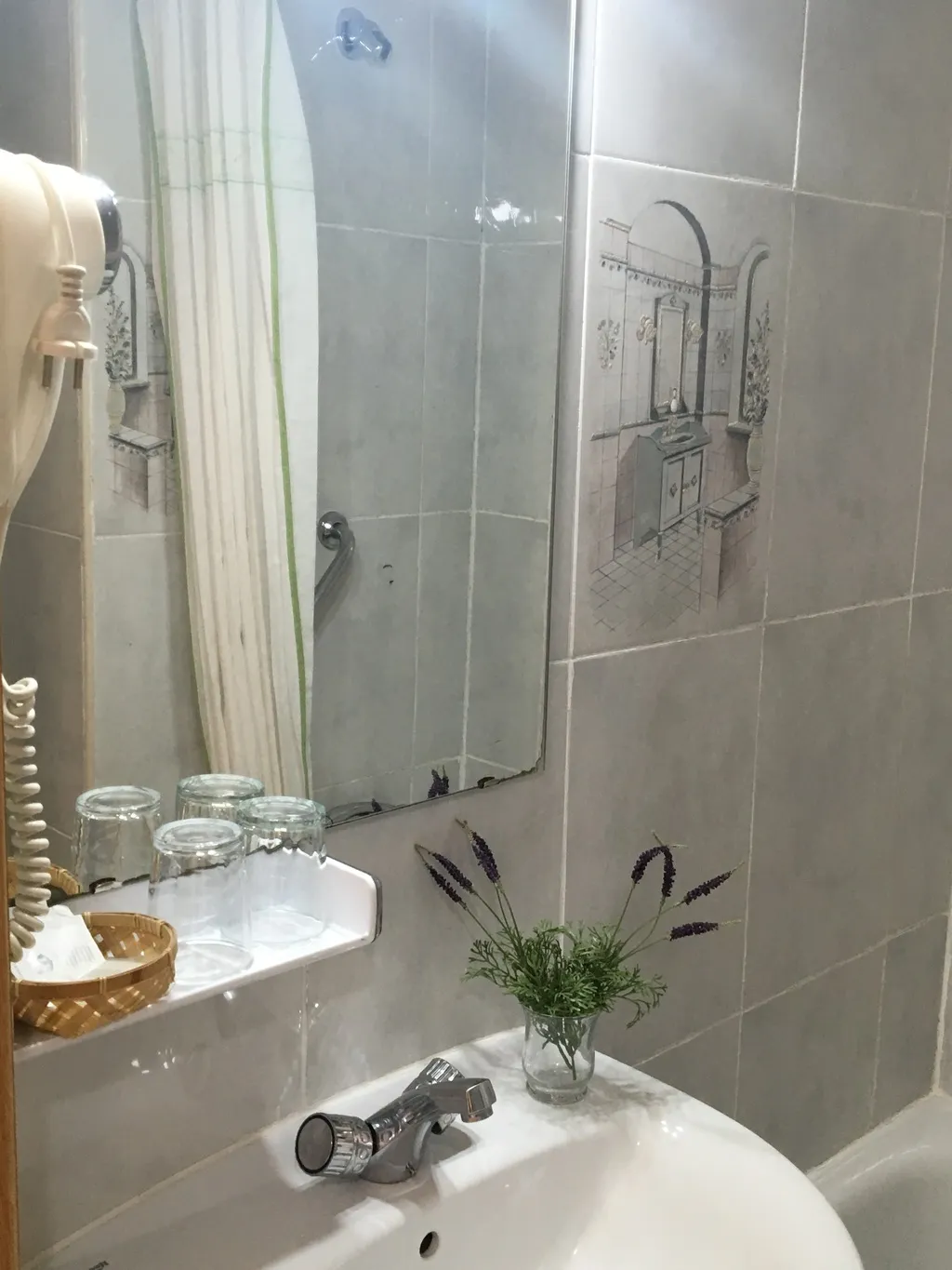 TRIPLE STANDARD Room, Hostal Residencia Lido, Madrid