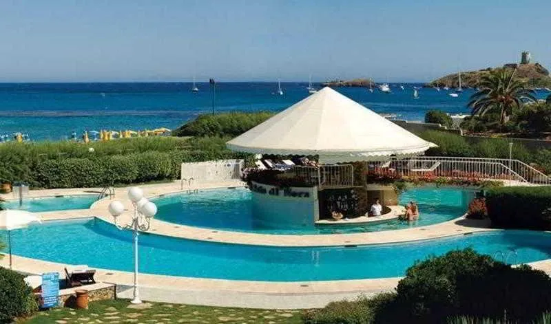 Pool, Baia Di Nora, Cagliari