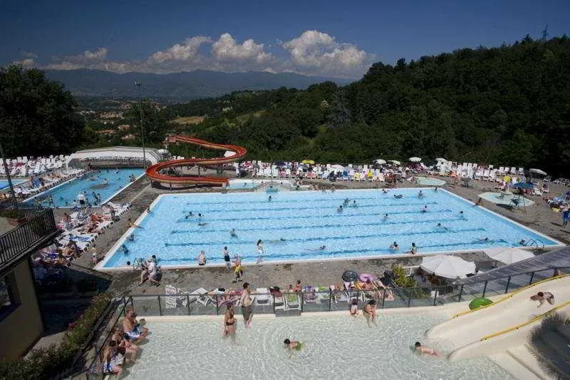 Pool, hu Norcenni Girasole Village, Florence