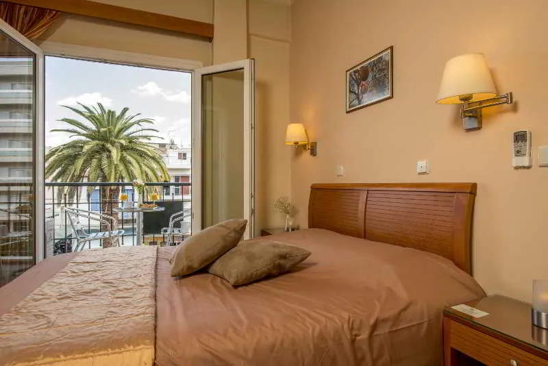 Room, Lakonia, Athens