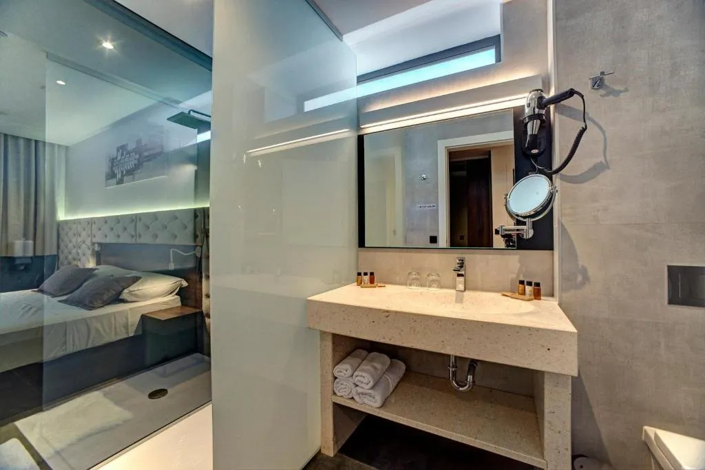Double or Twin GARDEN VIEW Room, Hotel Scala, Split