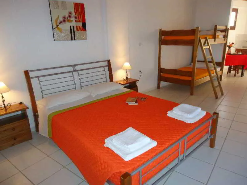 STUDIO CAPACITY 4 Room, Valentino Villas & Apartments, Zante