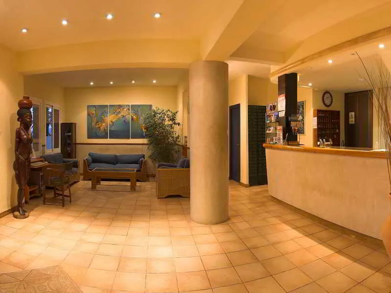 Lobby, Figueretes, Ibiza