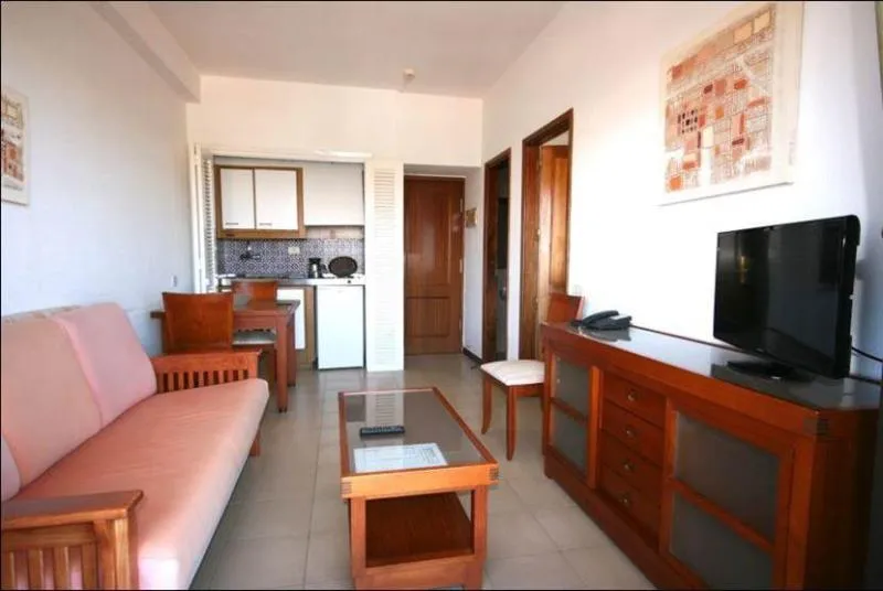 SUITE TWO BEDROOMS ONE BATHROOM Room, Principado, Gran Canaria