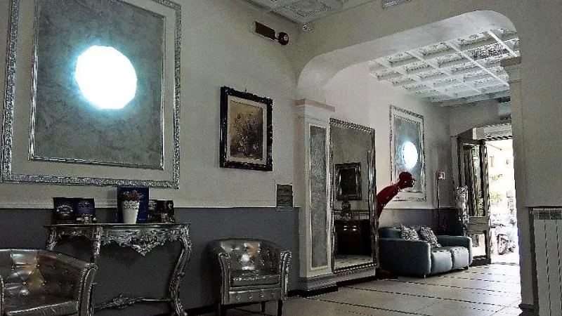 Lobby, D'Este, Rome