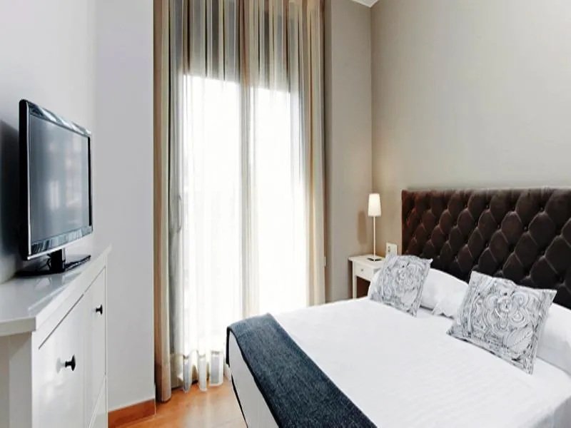 Room, Barcelona Apartment Gran de Gracia, Barcelona