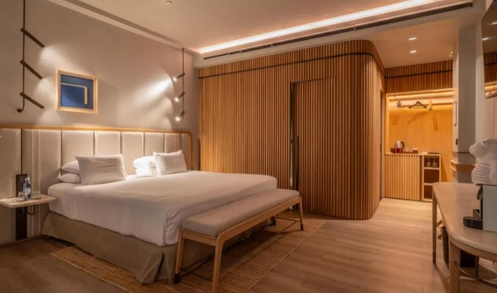 TRIPLE CLASSIC Room, Only YOU Hotel Málaga, Costa Del Sol